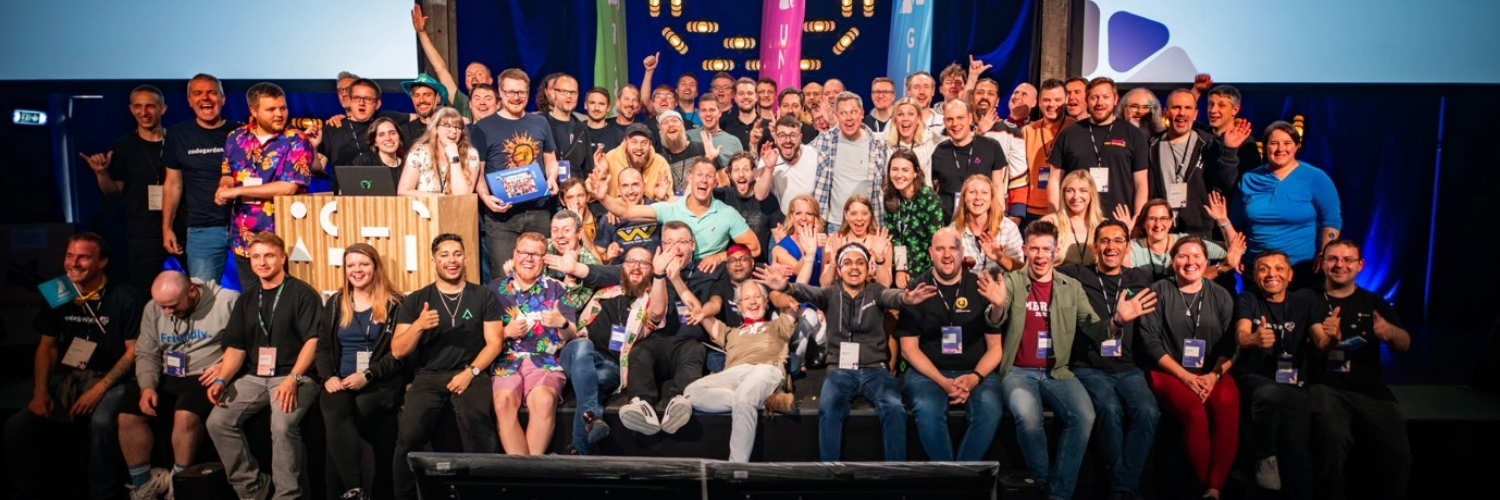 An image of all the Umbraco MVPs