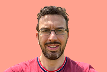 Headshot of Andrew Rickards